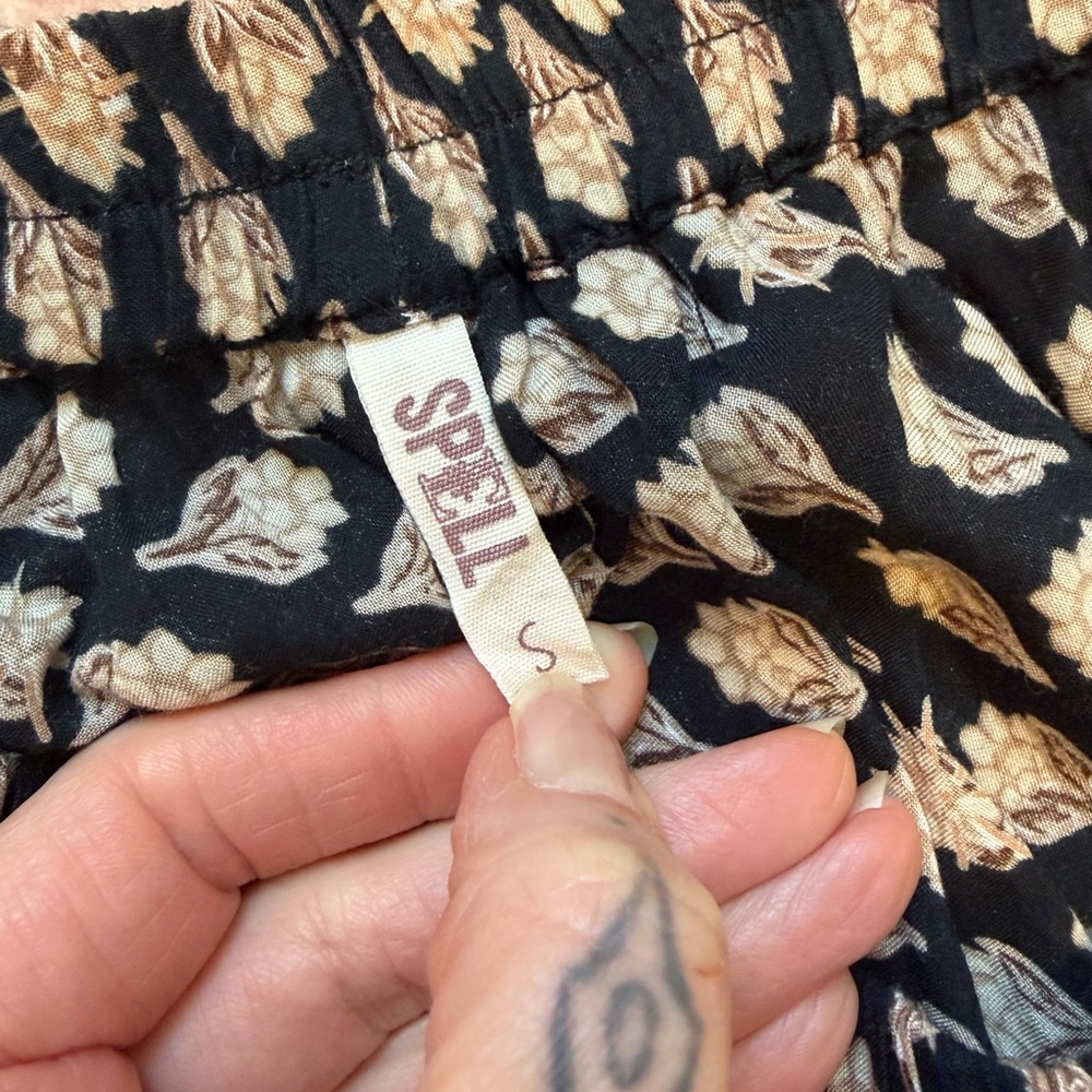 Spell & the Gypsy Bohemian Royale hi/low black + tan skirt size small - Picture 14 of 15